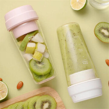 Botella exprimidora de frutas